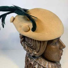Vintage 1920's Style Soles Beret with Buttons and Feather - Tan Black Size 7.5