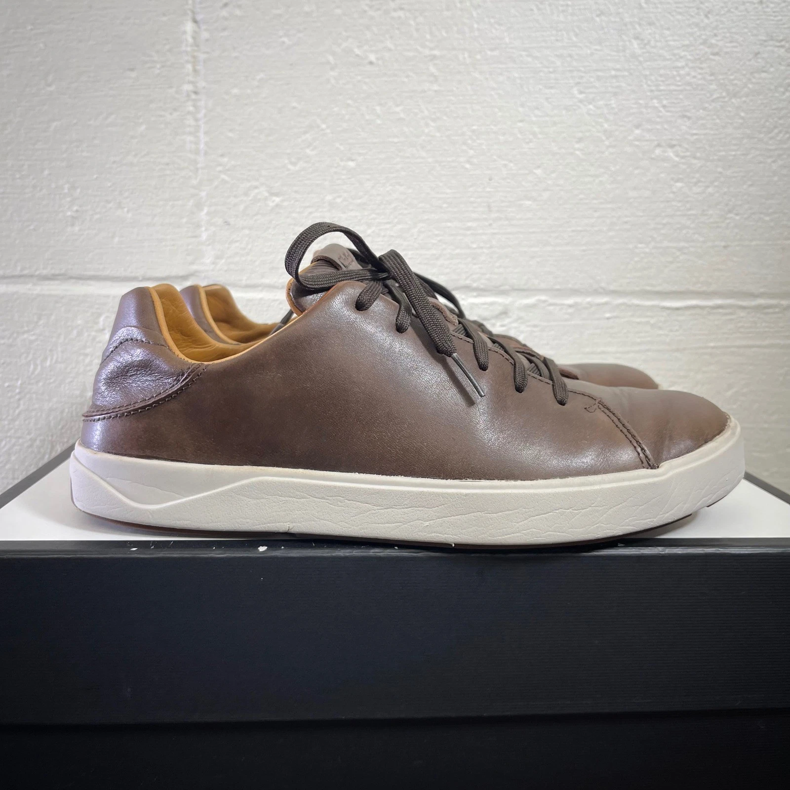 OluKai Lae'ahi Li 'Ili 10455-6363 Brown Leather Casual Shoes Lace up Men's 8.5