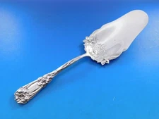 New Art by Durgin Sterling Silver Jelly Cake Server w/Narcissus Daffodils 8 1/4"