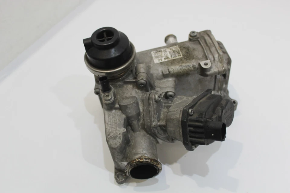 Enfriador de recirculación de gases de escape Audi A5 Cabriolet 8F B8 3.0TDi EGR CLAA Foto 2 de 4