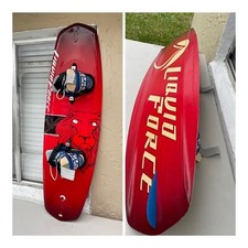 liquid force evolution 138 wakeboard W hyperlite spin Bindings lion head design