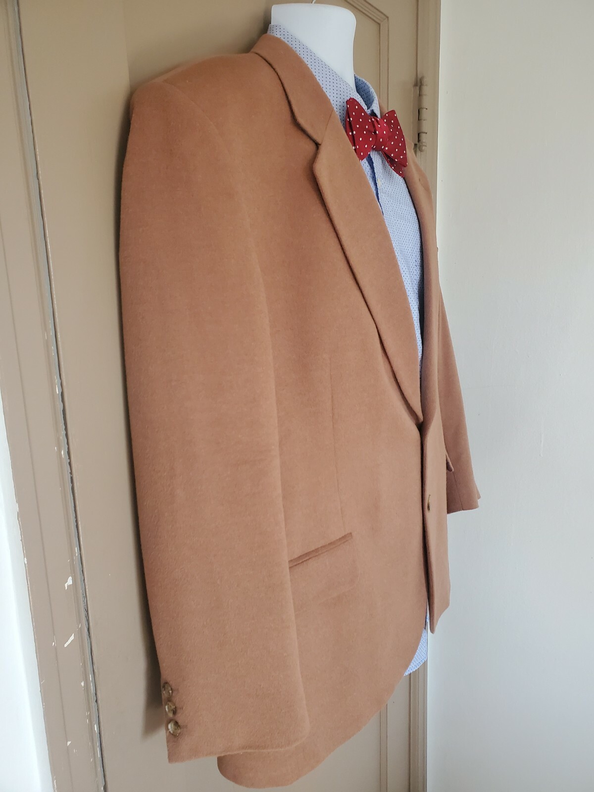 Picture 2 of 9