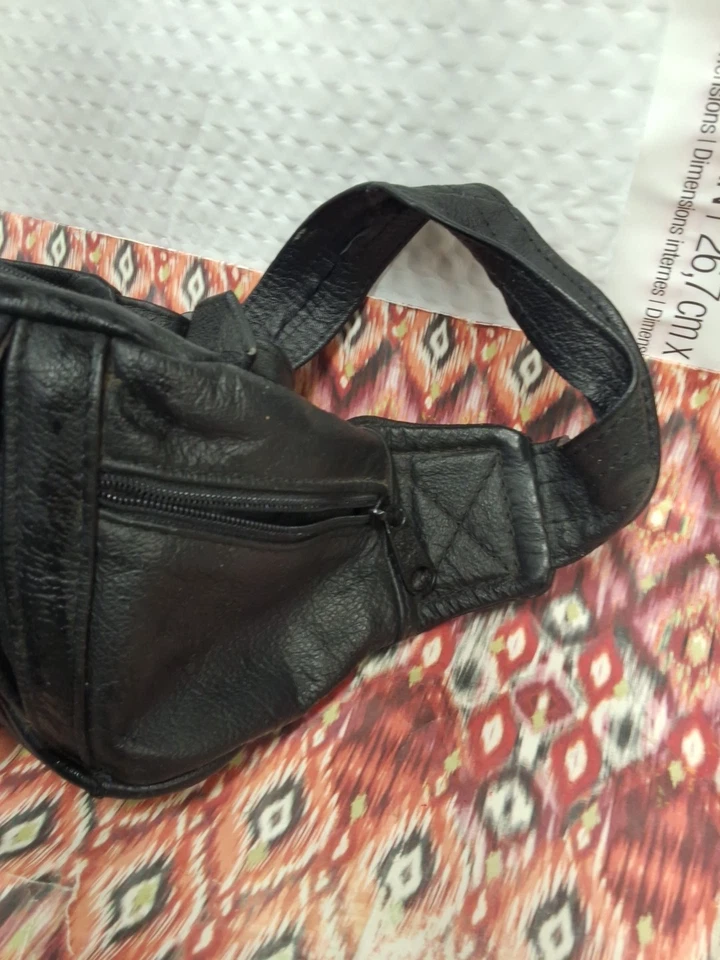 Mercedes Benz Silver Waist Bag Hip Pack 90s Black Vintage Leather Fannypack  - Image 2 of 4