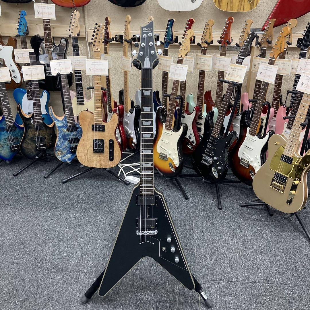 Schecter V-1 Platinum Electric Guitar - Black, Great Schecter V-1 Platinum Electric Guitar - Black, Great