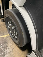UniCarrier LP Forklift 4,400 lb Capacity - close-up view