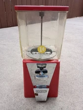 Vintage 1c Oak Vista Gumball Machine in Red