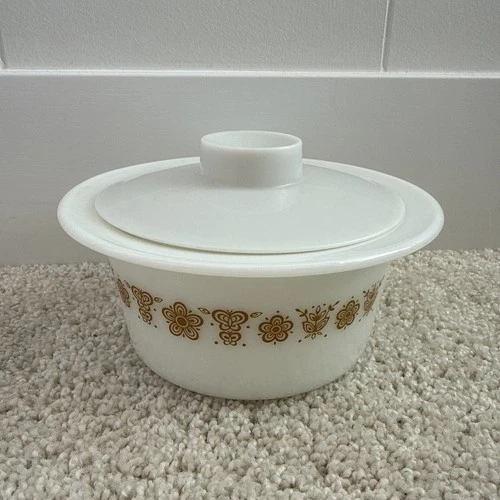 Vintage Pyrex Butterfly Gold Butter Tub Dish w/ Plastic Lid #75 White/Gold