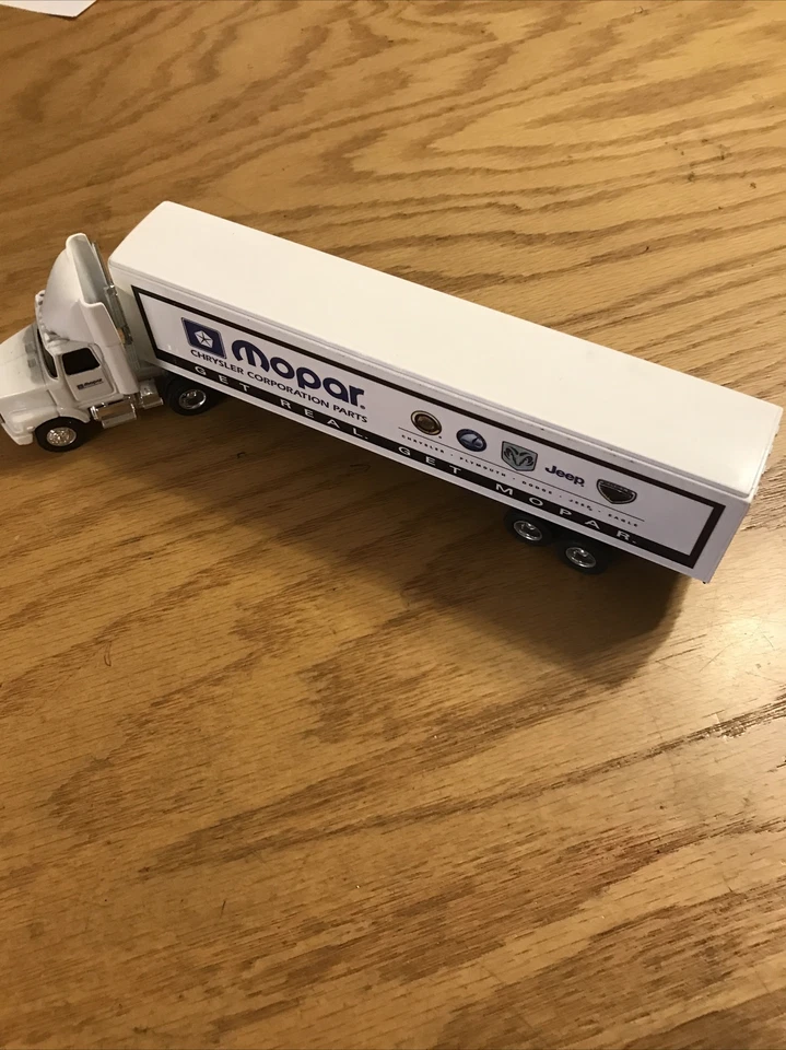 Remolque semirremolque ERTL cabina blanca MOPAR Chrysler Dodge publicidad 1/64 Foto 4 de 4