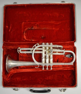KING MASTER CORNET WITH SATIN SILVER FINISH, INCLUDES CASE