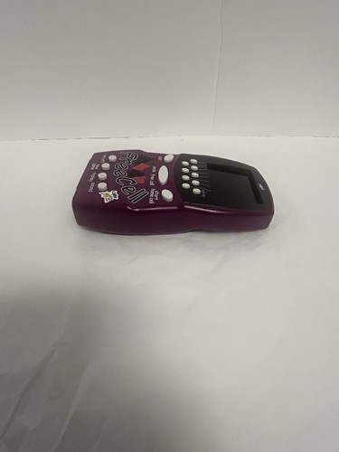 Free Cell Solitaire Hand Held Game by MGA. - Picture 6 of 9