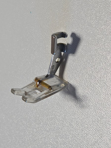 Pfaff Nähmaschine 1212 Standardnähfuß Nähfuß 93-040920-91 transparent