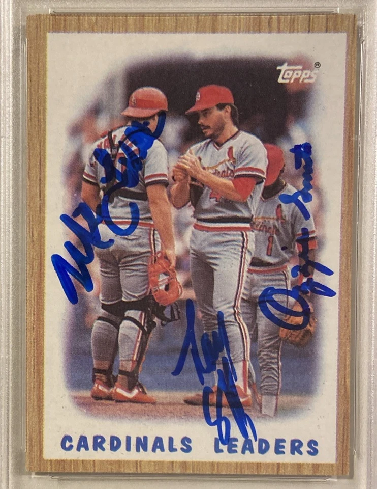 1987 Topps Ozzie Smith HOF Lavalliere Soff Baseball Card #161 PSA/DNA Certified - Image 2 of 3