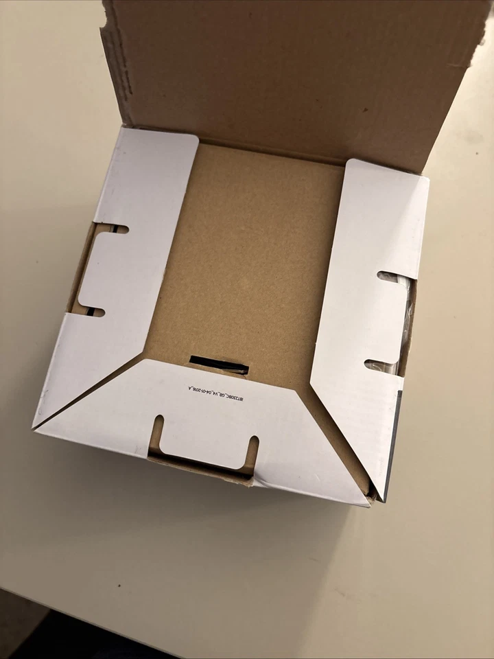 iHome iBT230 Bluetooth Dual Alarm FM Clock Radio USB Charging Wireless Music - Image 3 of 4