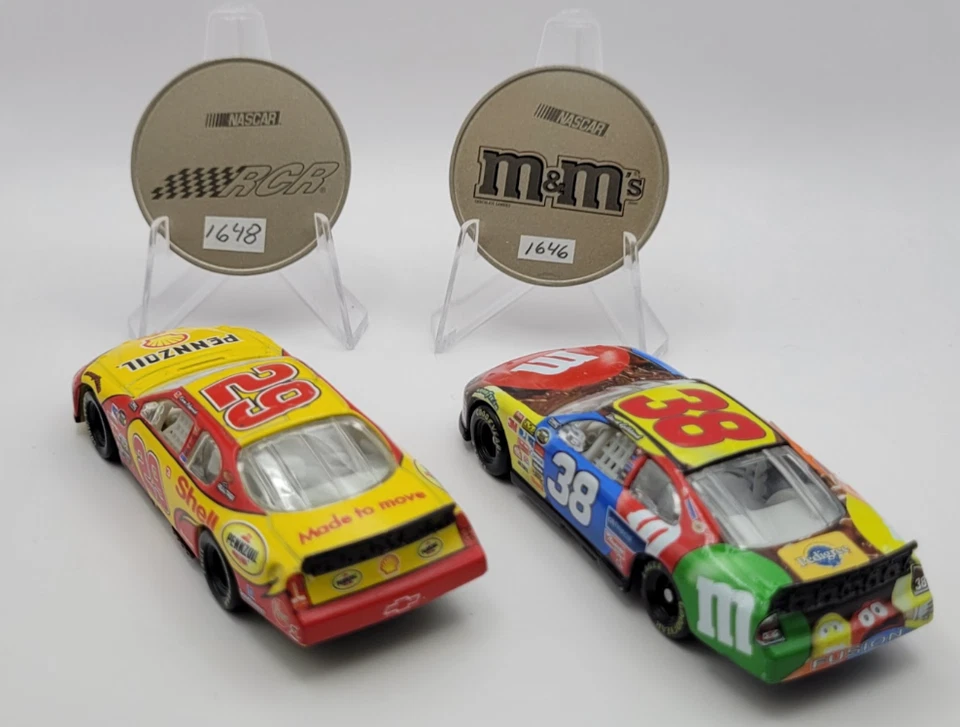2007 Winners Circle - 1/64 - lot of 2 - Medallion -Kevin Harvick David Gilliland - Image 2 of 2