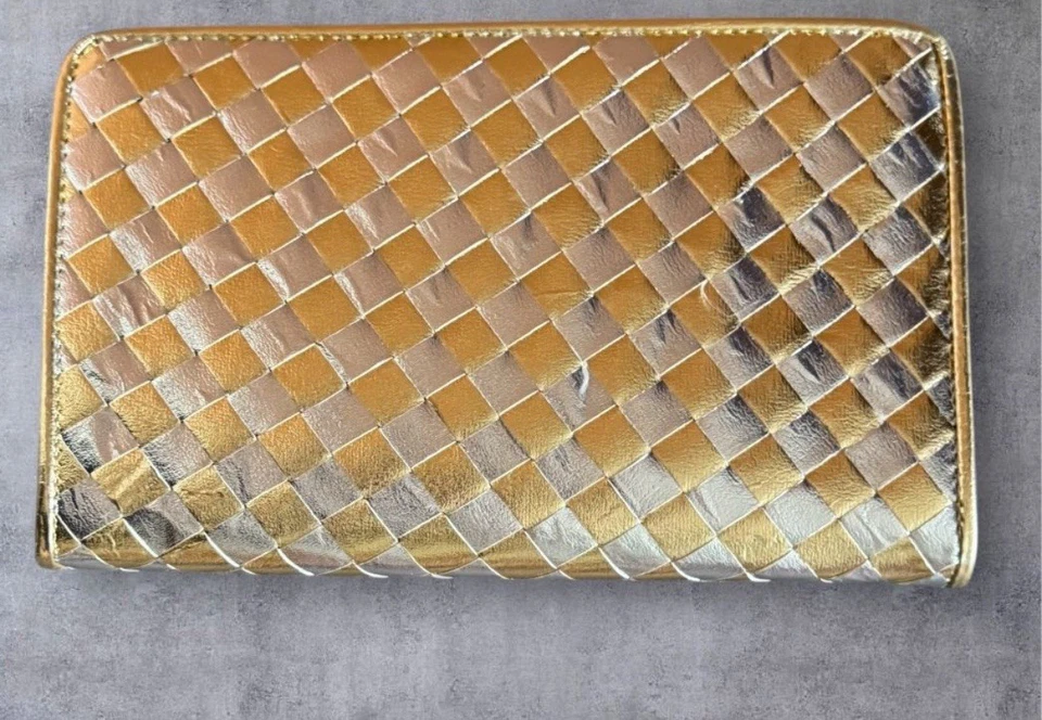 Bolso de Mano Tejido Vintage Años 80 Tono Dorado y Plata con Mango de Cadena Dorado Foto 2 de 3