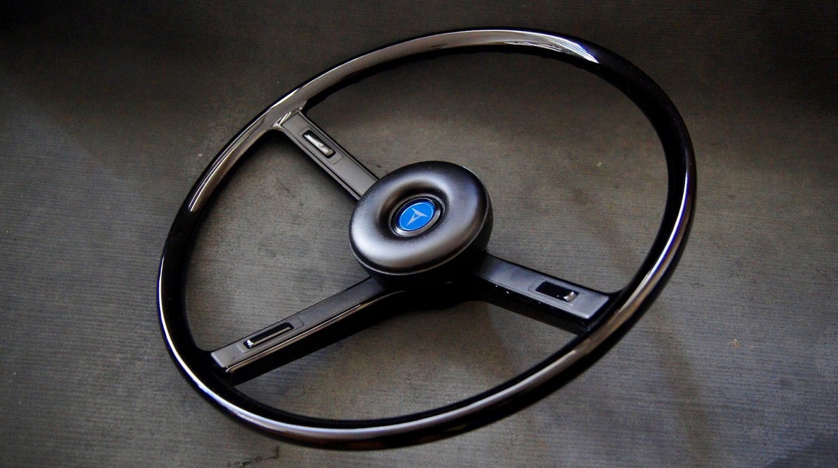 Toyota Land Cruiser Steering Wheel 9/72-7/80 FJ40 FJ43 FJ45 FJ55