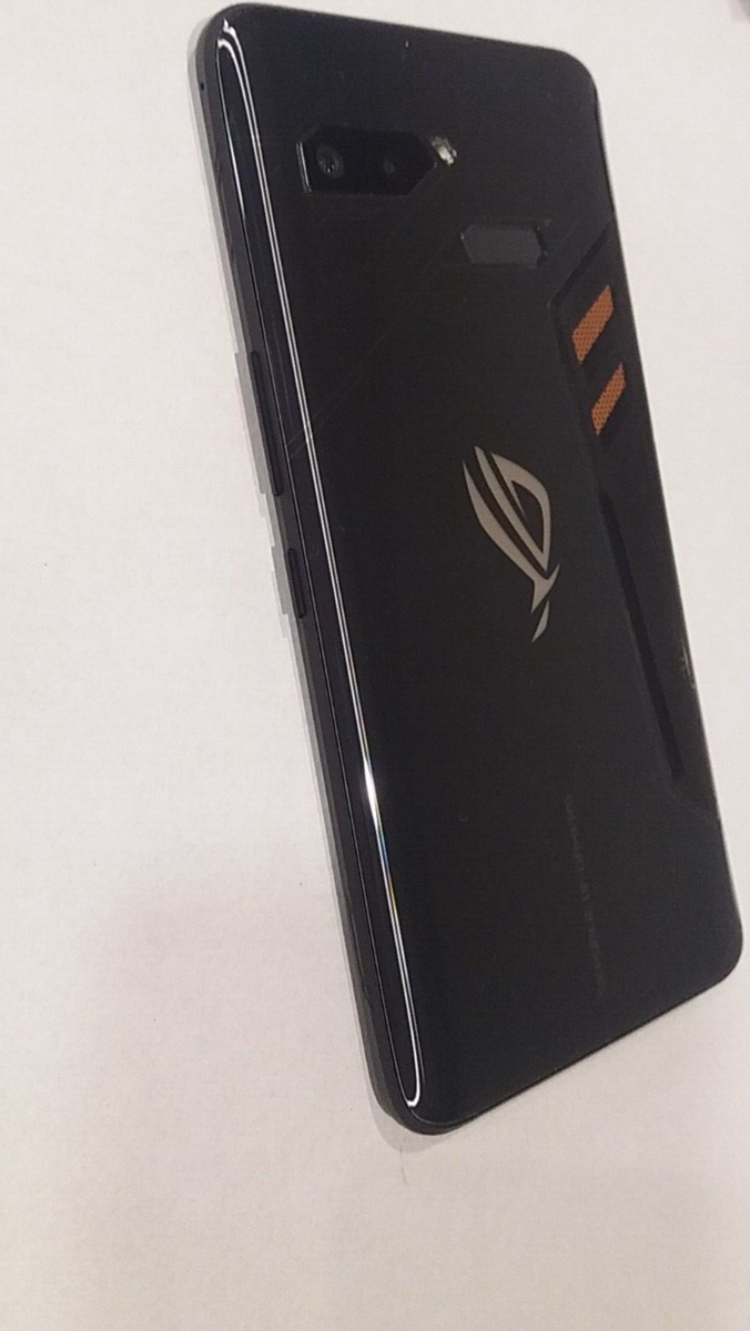 ASUS ROG Phone - 8GB/512GB - Z01QD-Black (Unlocked) Gaming ASUS ROG Phone - 8GB/512GB - Z01QD-Black (Unlocked) Gaming