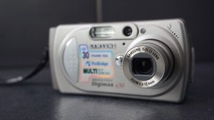 Samsung Digimax 430 4.0MP Digital Camera - Silver