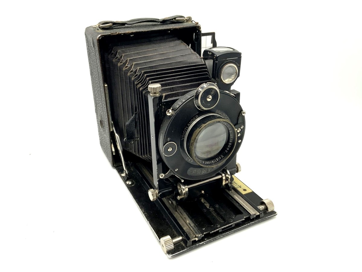 Voigtländer Bergheil 6.5x9 with Heliar 4.5/10.5 cm