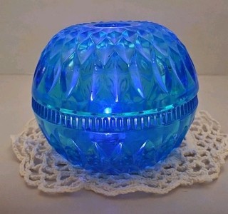 Indiana glass Blue Fairy Lamp Candle Holder Chip And Crack