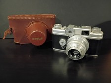 Argus 21 Markfinder 35mm Film Viewfinder Camera with 50mm f/3.5 Lens Untested