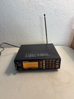 UNIDEN BEARCAT NASCAR TRUNK TRACKER III 318Z RADIO SCANNER W/ AC ADAPTER TESTED