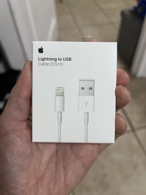 Apple ME291AM/A Lightning to USB Cable - 0.5m - Brand New