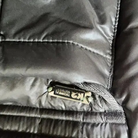 Lightweight Medium Goose Down Puffer Jacket by K2… - image 1