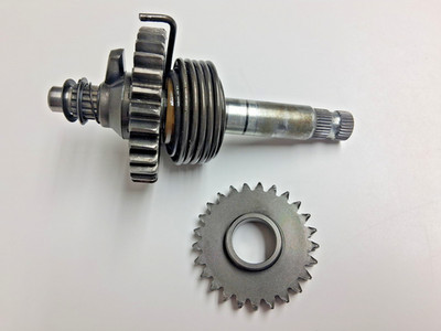 2001 Kawasaki Mojave 250 Kickstart Shaft Gear Assembly With Idle Spur Gear