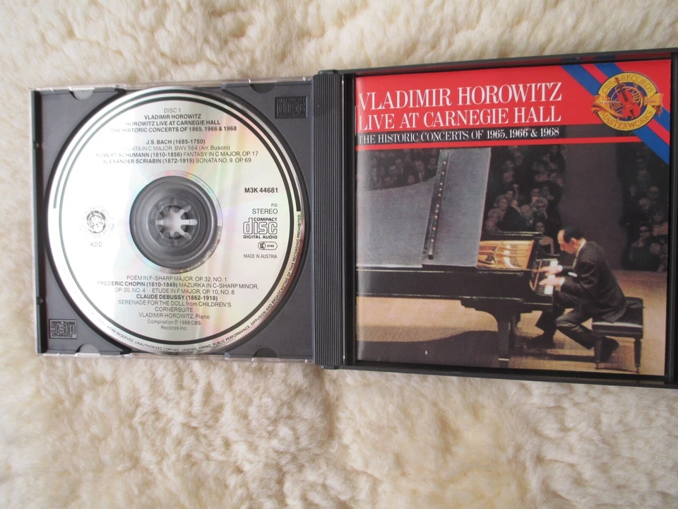 Vladimir Horowitz - Live At Carnegie Hall - The Historic Concerts - 3 CDs Box - Bild 2 von 4
