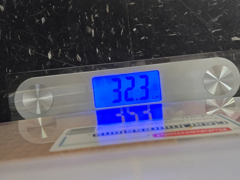 Lote de legos de 32,3 libras tiene mini figuras y manuales Lego Foto 2 de 4