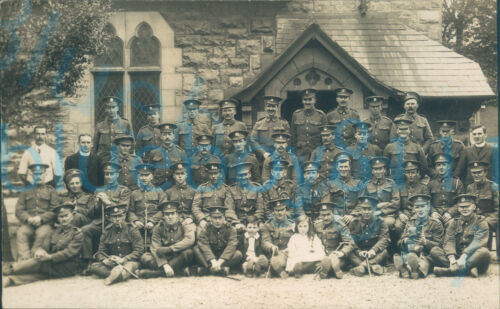 WW1 Mixed Regiments Platoon Taille photo de groupe à l'église Certains avec ruban de guerre boers - Photo 1 sur 2