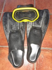 Pinne (42-44) e maschera vintage Mares Sub