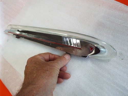 Hudson Hood Ornament 08768 08769 - Picture 8 of 12
