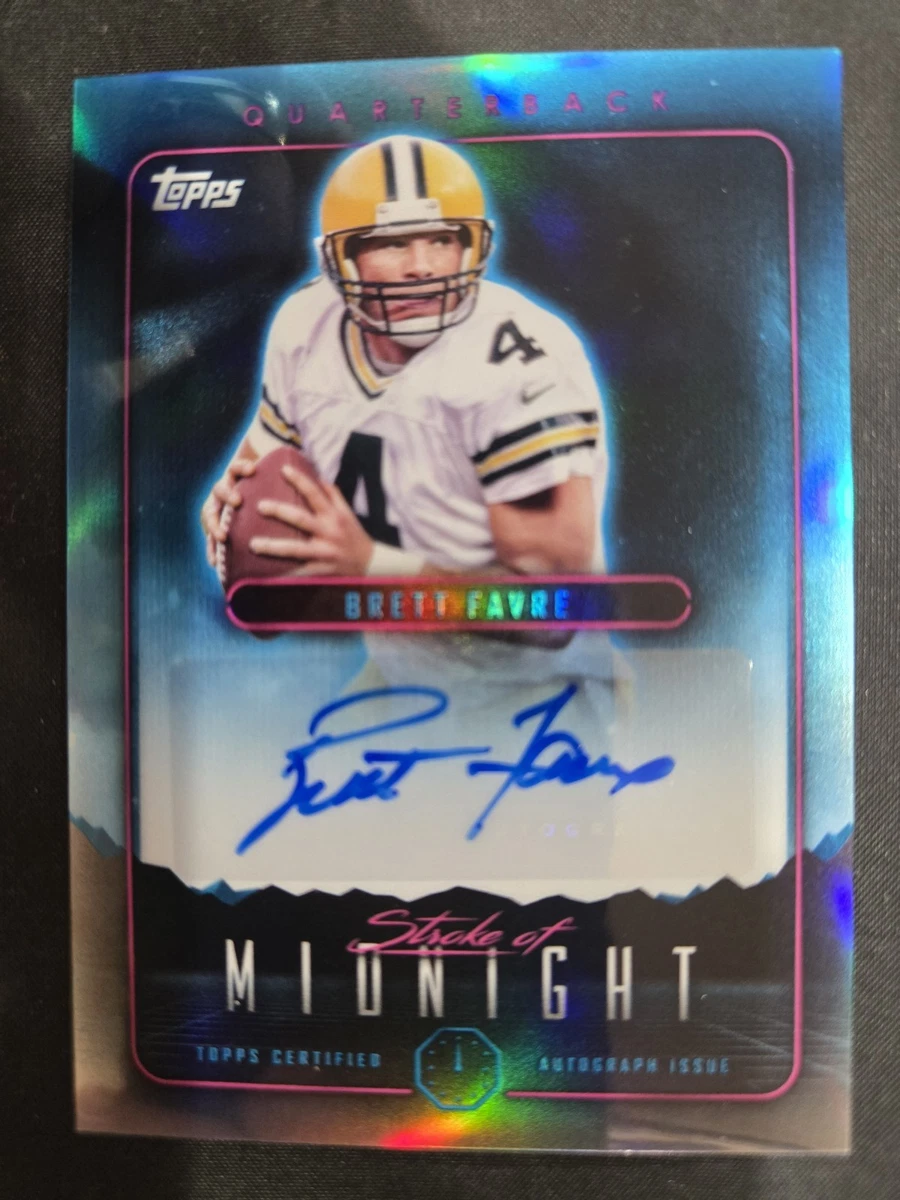 Topps Brett Favre Football Autographed Sports Trading Cards