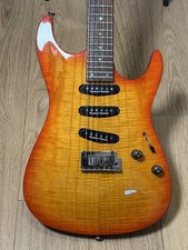 2004 Fender Showmaster SSS Flame Maple Cherry Burst - Seymour Duncan - Hard Case