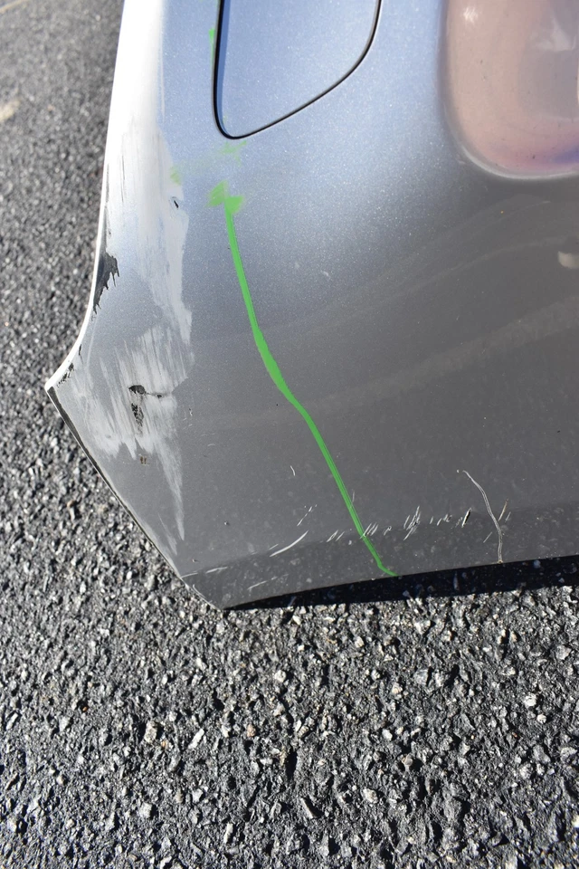 Parachoques delantero OEM 2014-2018 Volvo S60 sin diseño R sin sensores Foto 4 de 4