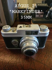 Argus Model 21 'Markfinder' 35mm Camera Untested As Is For Parts Or Not Working