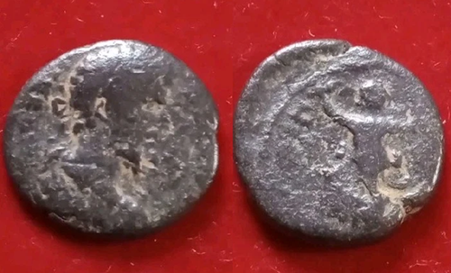 MARCO AURELIO Æ19. Pisidia Sagalassus 161-180 Rev: Padella con capra