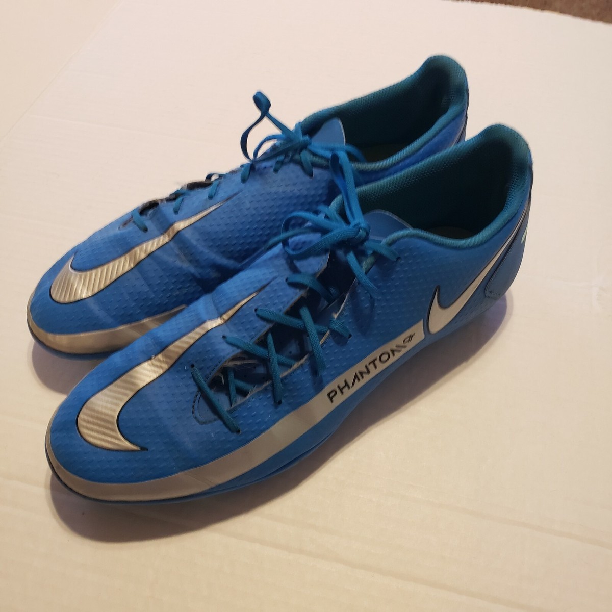 Nike PHANTOM GT Club FG/MG # CK8459-400 Soccer Shoes Size  display picture 1