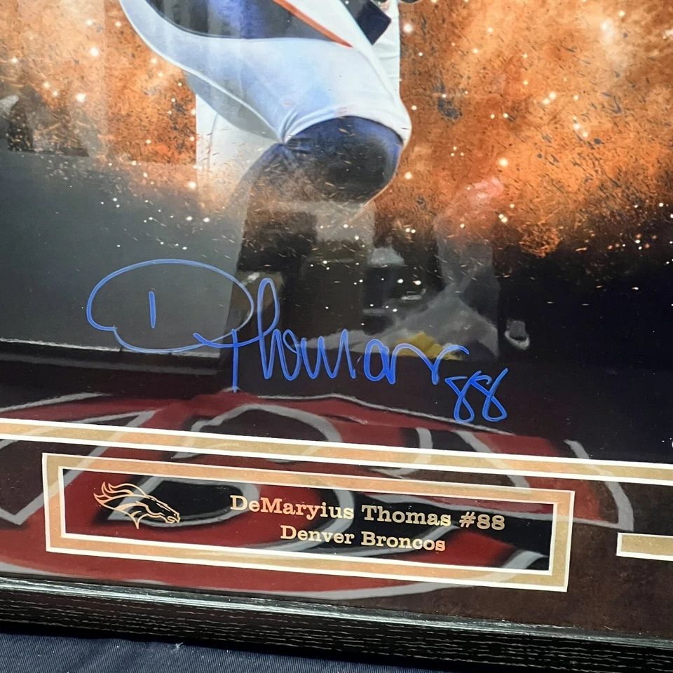 Demaryius Thomas Firmado 16x20 Denver Broncos Autografiado Campeón del Super Bowl JSA Foto 2 de 3