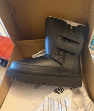 ugg kids boots sand size 5