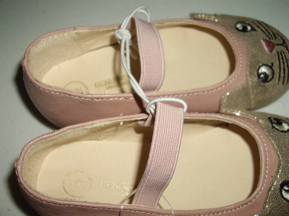 B6 Nuevo Con Etiquetas Niñas Pequeñas Talla 6 OshKosh Kaycie Gatito Zapatos Planos Rosa Dorado Brillante Foto 3 de 4
