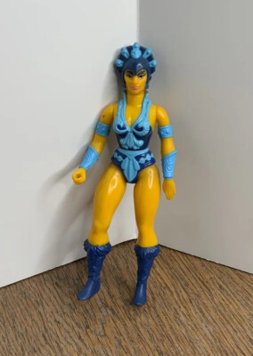 Vintage Masters of Universe 1982 Evil-Lyn He-man Blue Female Action Figure 6 