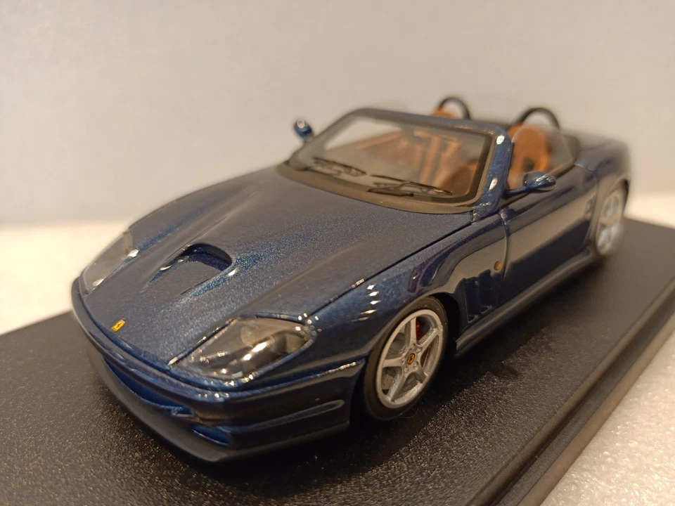 Ferrari 550 Cabrio Sultano del Brunei BBR169C  scala 1/43  metal blu - Immagine 2 di 4