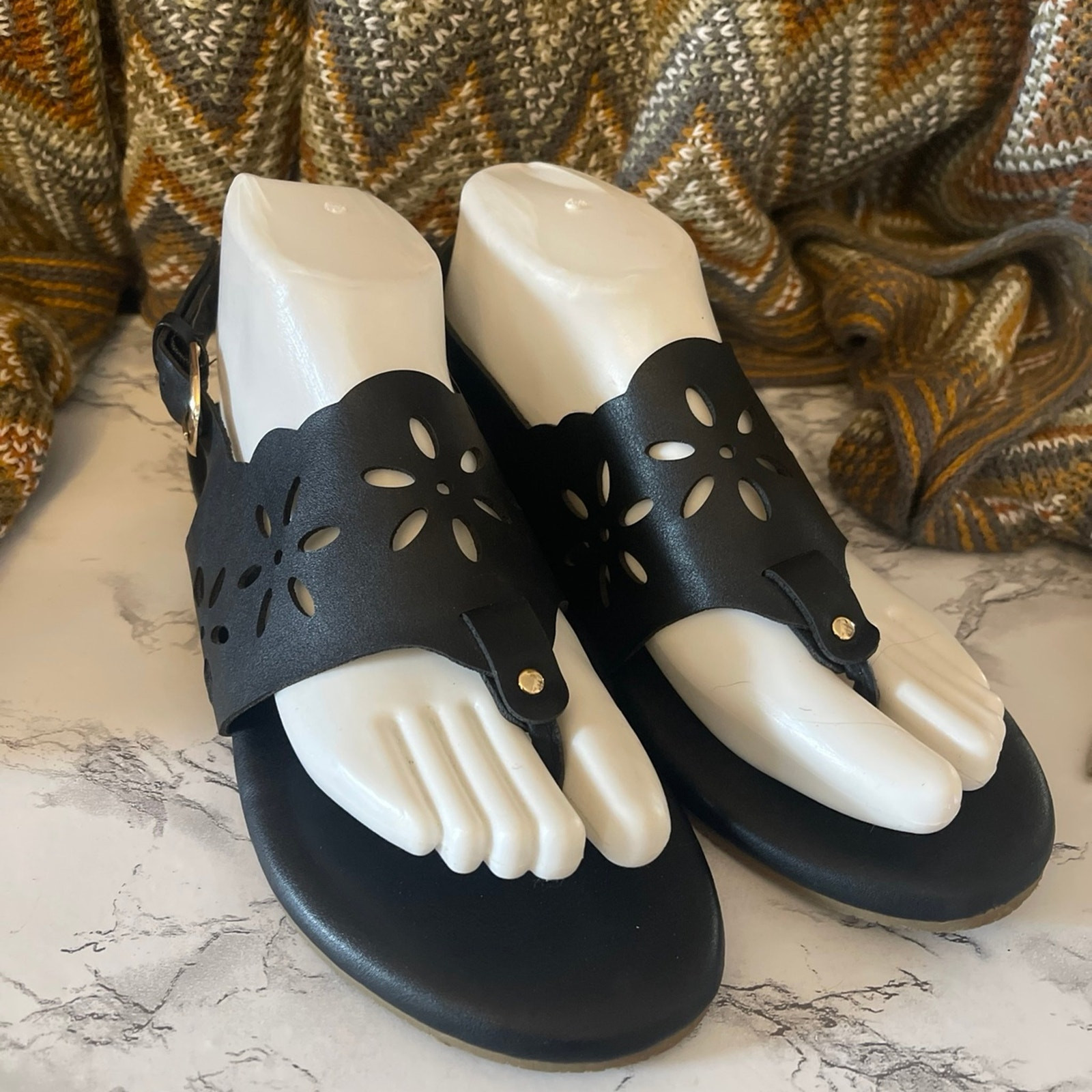 APL Perizoma donna nero LC Lauren Conrad Jarrah floreale imbracatura posteriore taglia 9 M.