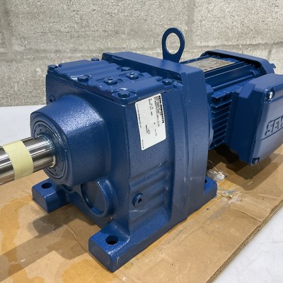 SEW-EURODRIVE R47 DRN71M4 GEAR MOTOR R47DRN71M4 460 V 60 HZ 1730