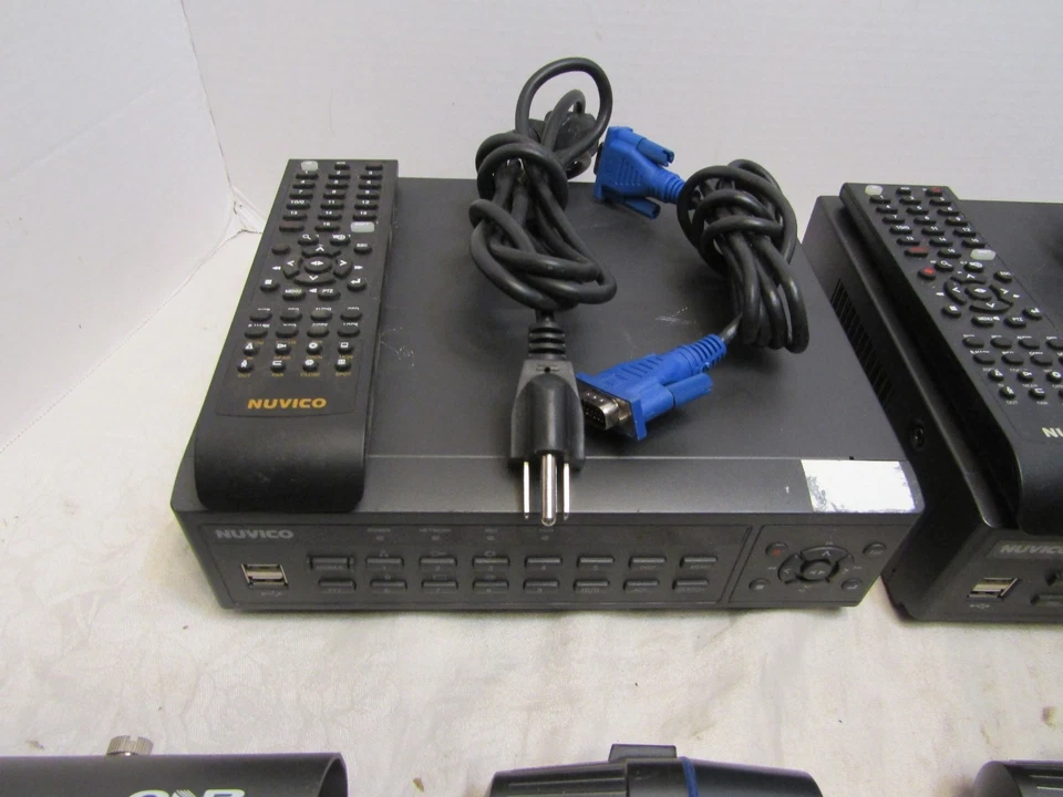 (2) Sistema de seguridad de vigilancia Nuvico ED-C800 DVR con 13 cámaras (sin probar) Foto 2 de 4