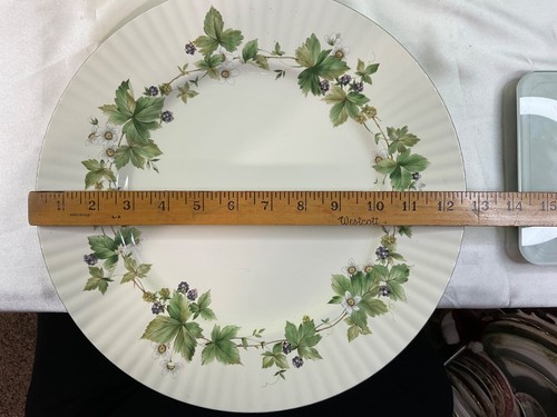MIKASA CLASSIC ELEGANCE EDEN HALL PLATTER CHOP PLATE 13" FLUTED - Picture 4 of 6