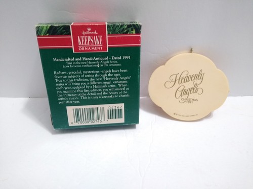 Vintage Angels Hallmark Keepsake Christmas Ornament series Heavenly 1991 1992 - Picture 6 of 7